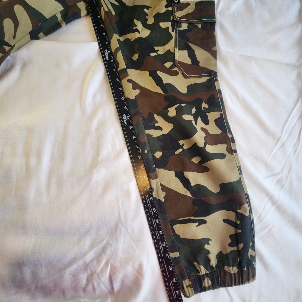 TRUE RELIGION Camo Cargo Jogger Mens XL Green Hunting Drawstring NEW‎